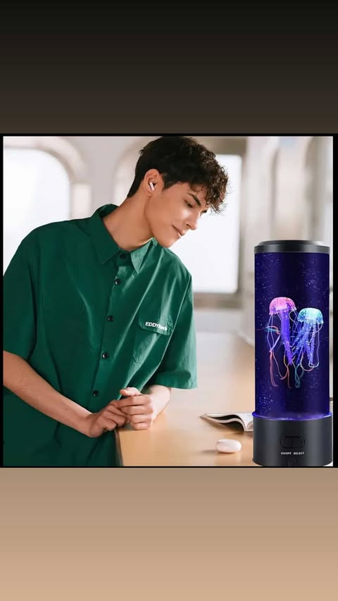 Medium Jellyfish Lamp Mute LED Color Changing